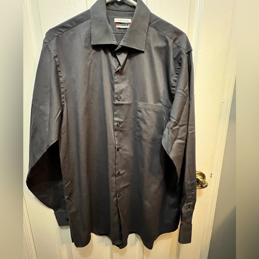 Men’s dress shirt grey large